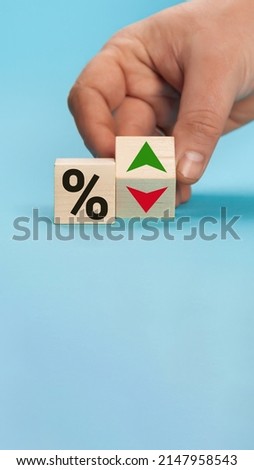 Cube block with percentage symbol icon. Interest rate financial