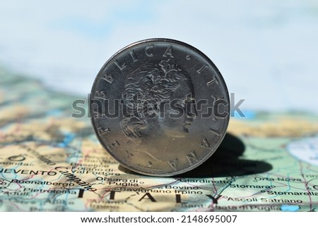 Coin of the republic of Italy. History. Coin isolated.
