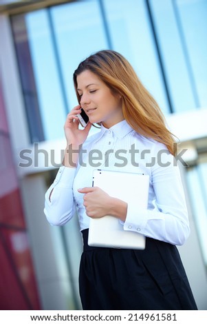 girl with the tablet and phone