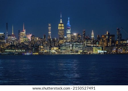 Night panorama of New York City 