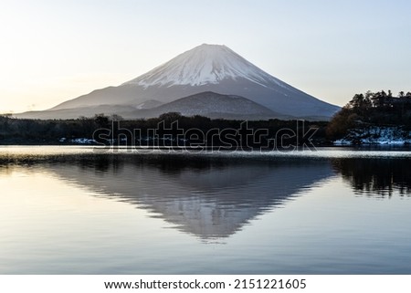Lake Shoji and Mt. Fuji in Yamanashi Prefecture in the early morning