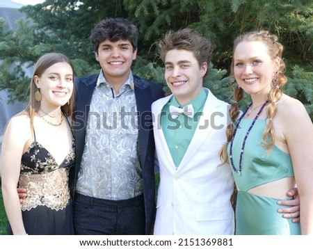 Senior Prom pic of kids on their way out.