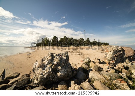beach skyline with sand and perspective with clouds