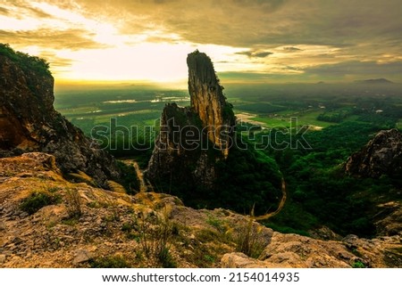 Natural background, high angle from the high mountains that can see the scenery around, the wind blows through the cool, blurred of traveling, the integrity of the moist forest.