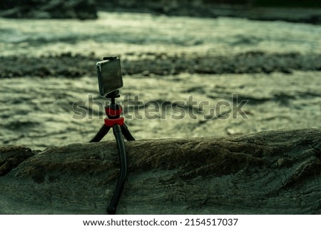 shooting nature, rivers, landscapes on a tripod from the phone