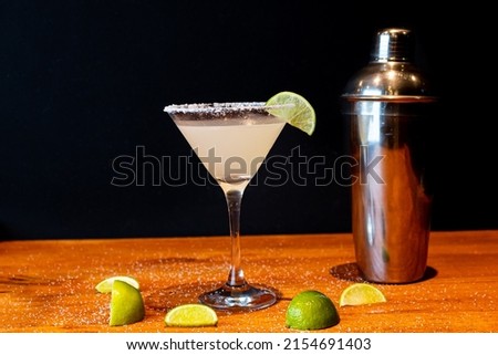 Margarita cocktail with lime and ice 