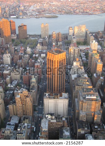 A view from Manhattanâ€™s Empire State Building towards Brooklyn.