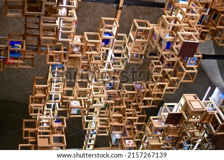 A picture of many cubes