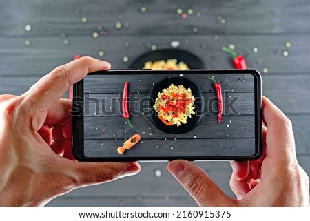 Photo shooting food on a mobile phone, for instagram.