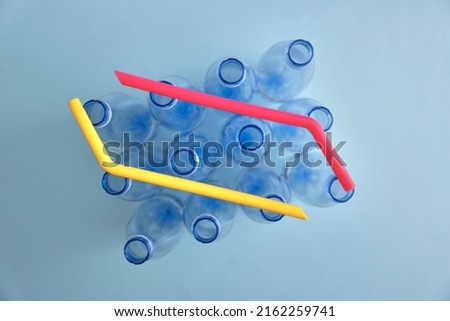 A studio photo of reusable drinking straws