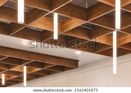 Photos of the mall and its wooden ceilings