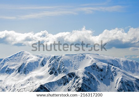 pictures of mountains in the winter scenery