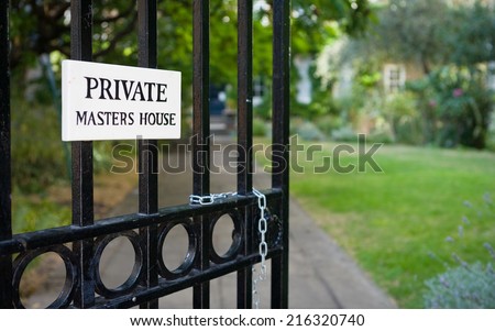 Masters House, Inner Temple, London. A sign indicating privacy for a Masters House in London's Temple legal district. 
