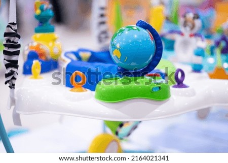 Children's toys is a map that simulates a globe for children to develop learning.