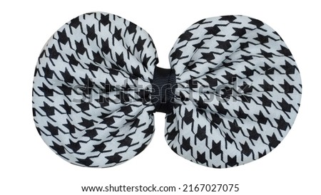 Bow hair in beautiful houndstooth pattern made out of cotton fabric in white background, so elegant and fashionable. This hair bow is a hair clip accessory for girls and women.