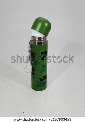 700 ml water flask with military camouflage pattern