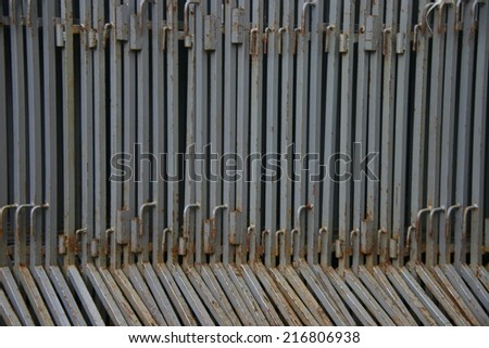 mobile steel fence at a barrier 