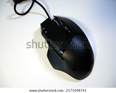 Gaming computer mouse with backlight