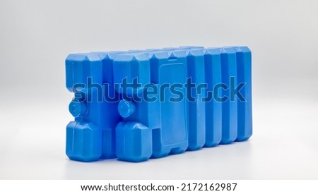 Thermal ice accumulators for refrigerator bag closeup against white