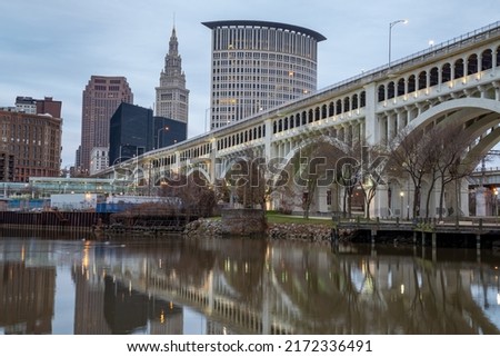 Downtown skyline and Detroit Superior Bridge, officially known as the Veterans Memorial Bridge over Cuyahoga River in Cleveland, Ohio, USA.