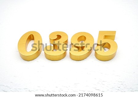    Number 0395 is made of gold-plated teak, 1 cm thick, laid on a white painted aerated brick floor, giving good 3D visibility.                                   