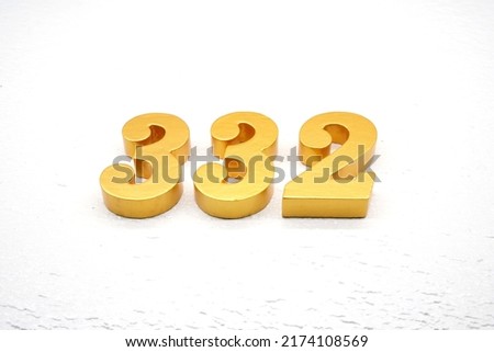    Number 332 is made of gold-plated teak, 1 cm thick, laid on a white painted aerated brick floor, giving good 3D visibility.                                  