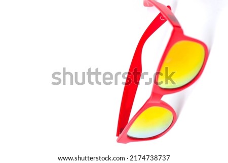 CUTE RED SUNGLASSES FOR KIDS