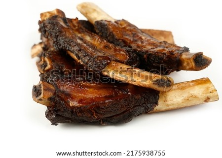Freshly cooked barbecue beef ribs