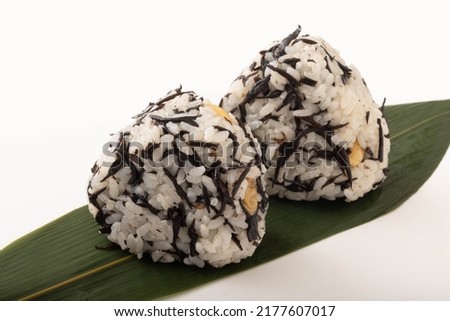 Image of Hijiki rice ball