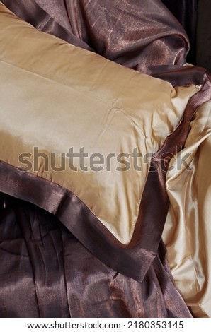 beautiful and classic pillow case linen