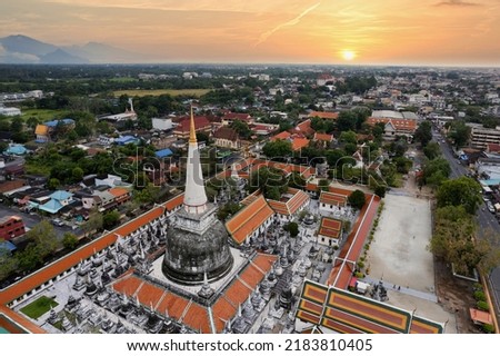 Aerial photo of Wat Phra Mahathat Woramahawihan Nakhon Si Thammarat.
