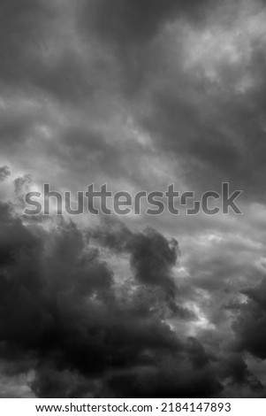 Black and white picture of stormy clouds.