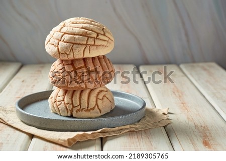 Conchas sweet bread traditional bakery of Mexico Royalty-Free Stock Photo #2189305765
