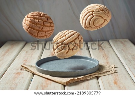 Conchas Mexican sweet bread traditional bakery from Mexico Royalty-Free Stock Photo #2189305779