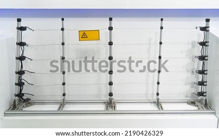 Electronic fence guarding for construction site