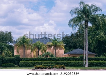 beautiful Florida community, tree and cloud