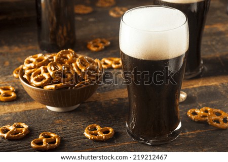 Refreshing Dark Stout Beer Ready to Drink