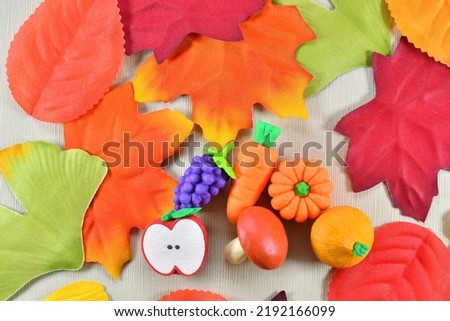 Autumn vegetables and fruits pictures