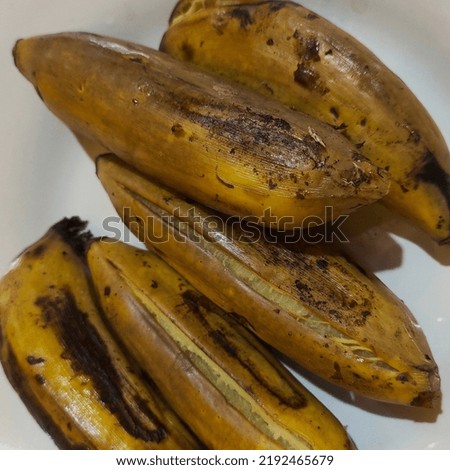 A plate of steamed bananas as a friend to drink coffee in the morning