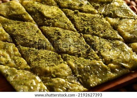 turkish kadayif with pistachios turkish name: antep fistikli turk kadayifi