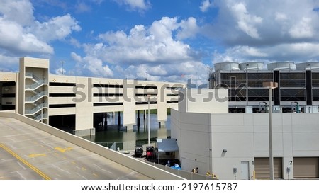 elevated parking garage in Florida