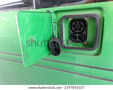 Socket for charging electric bus