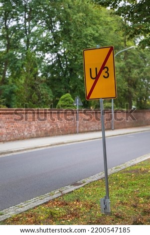 German traffic sign detour end of detour 3