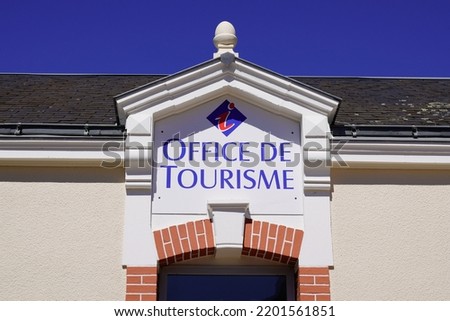 Bordeaux , Aquitaine  France - 10 09 2022 : office de tourisme sign text and brand logo of French tourism office agency entrance facade