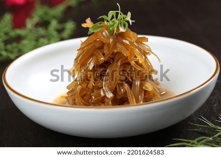 Chinese food, spicy food, delicious food, refreshing shredded melon