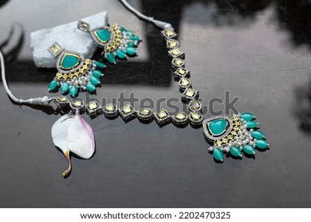 Jewellery Product Pictures and model photoshoot 