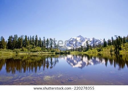 Mount Shuksan view from Picture Lake