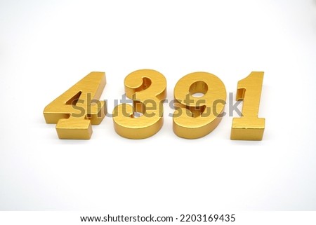  Number 4391 is made of gold-painted teak, 1 centimeter thick, placed on a white background to visualize it in 3D.                                