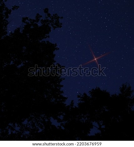 Bright red star in the sky on Christmas Eve in North Carolina 