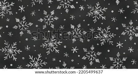 Seamless Pattern of Chalk Drawn Sketches Snowflakes on Chalkboard Backdrop. Stylized Grunge Endless Motif. Continuous Background of Realistic Crayon-Drawn Snowy Blackboard.